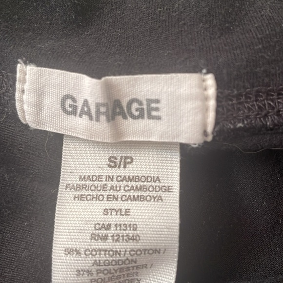 garage black shorts - Picture 2 of 2